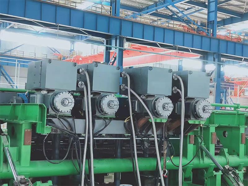 _0004_YJP Moteurs &agrave; courant alternatif pour machine plastique 2